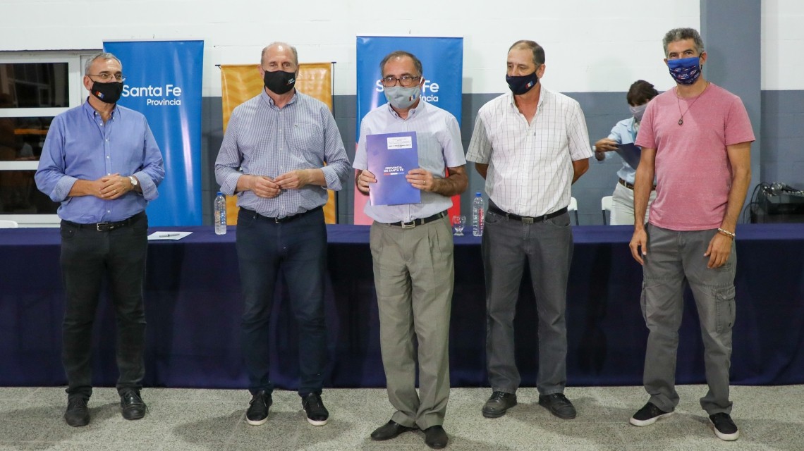 Perotti: "Estamos poniendo de pie a la provincia de Santa Fe" | Noticias