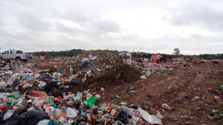 Paraná: hallaron 2 manos en un vertedero municipal y un cuerpo calcinado en un auto | Noticias