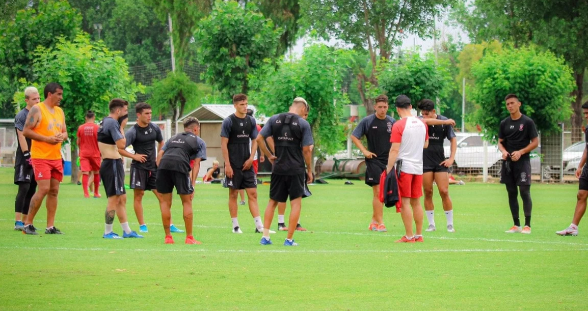 Doce casos de coronavirus en el plantel de Huracán | Deportes