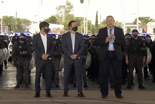 Dura crítica de Berni a los policías en protesta: "Intentan desafiar nuestra Constitución" | Nacionales