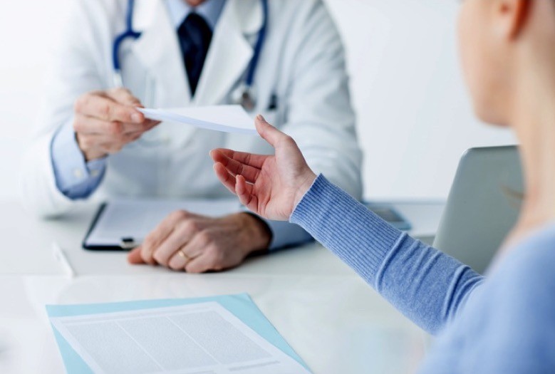 Ordenan a obra social reafiliar a una mujer con dos hijos que no pudo pagar la cuota | Judiciales