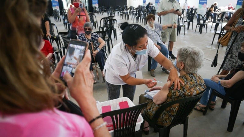 Más de 26 mil personas ya fueron inmunizadas con la vacuna contra el covid en la provincia | Noticias