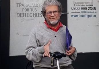 Dirigentes en sillas de ruedas reclaman medicamentos frente a la Quinta de Olivos | Noticias