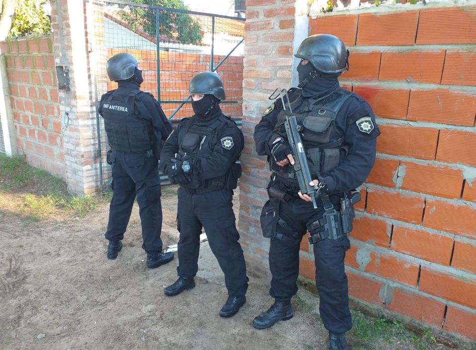 Allanamiento en Rincón: secuestro de varios elementos buscados y de una planta ilegal | Noticias