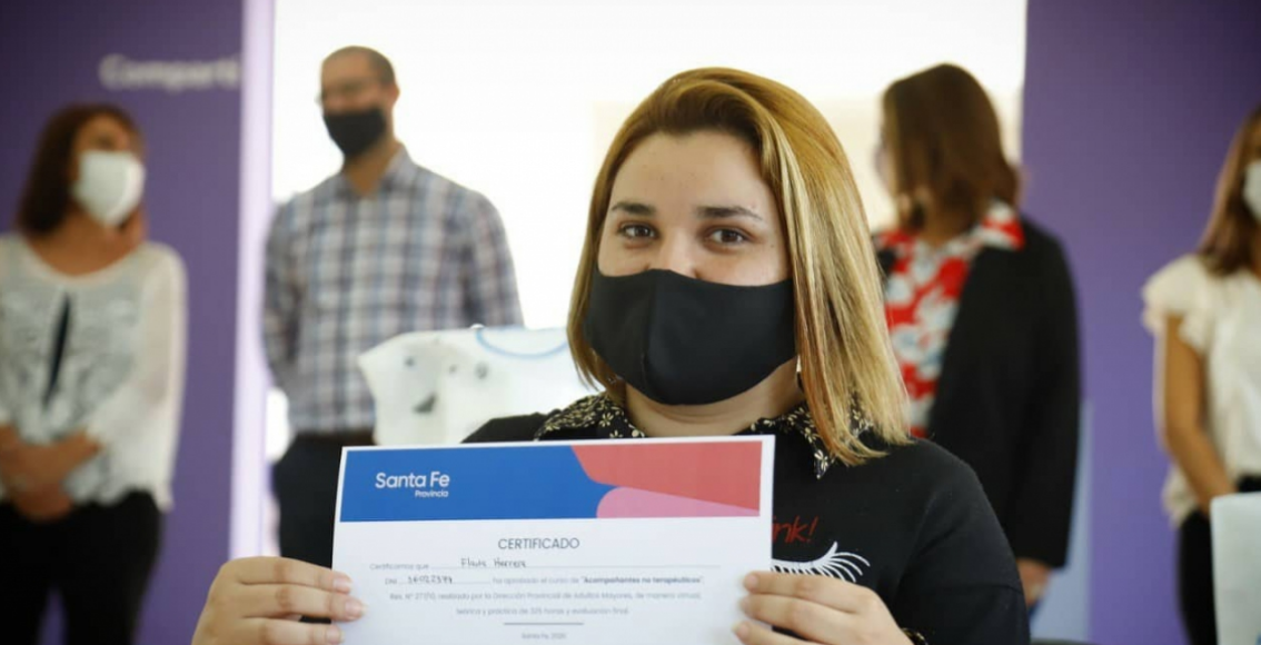 La provincia entregó certificados del curso para el cuidado de personas mayores | Noticias