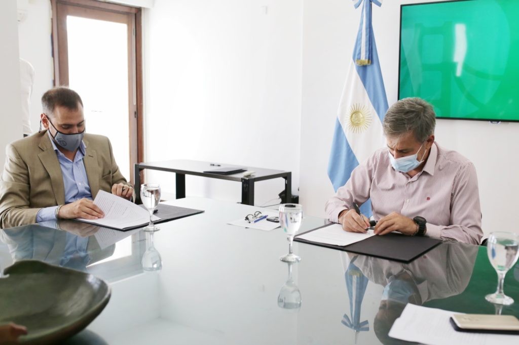 La Municipalidad firmó un convenio para simplificar trámites en oficinas del consumidor | Noticias