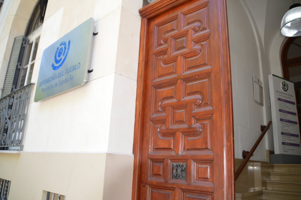 Si bien está vigente la atención presencial, la Defensoría sugiere las consultas virtuales | Información General