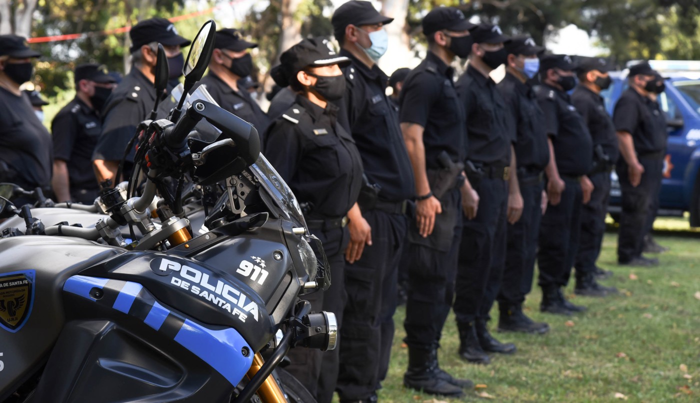 Ingresan 1621 aspirantes a la Policía de Santa Fe: mil son mujeres | Noticias