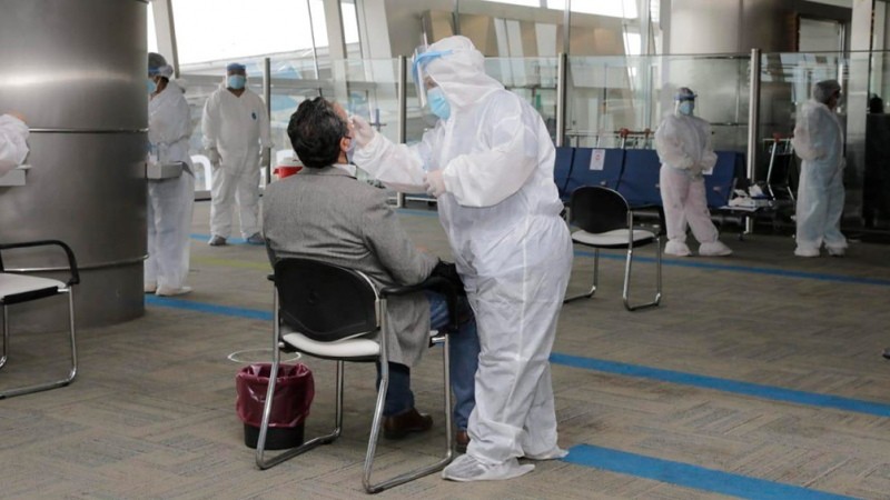 Testeos en Ezeiza: más denuncias y el Ministerio de Salud se despega | Nacionales