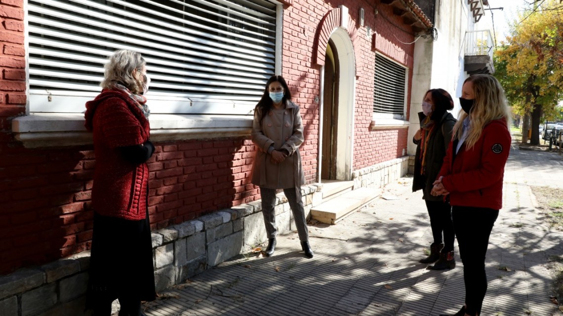 Funcionarias de Educación visitaron la Escuela Especial 2090, que será reordenada | Noticias