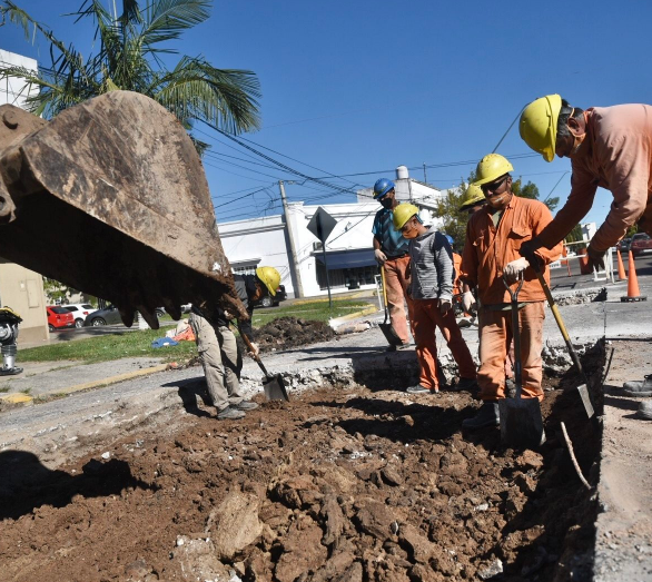 Trabajos de bacheo y cortes de tránsito previstos para este lunes | Información General