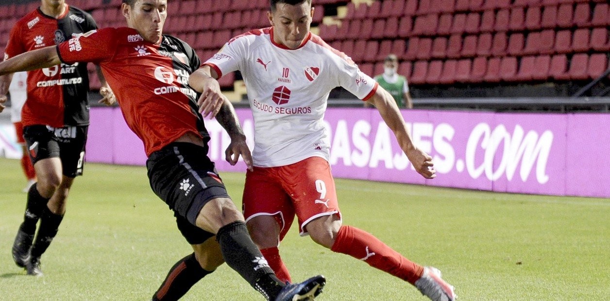 Con arbitraje de Diego Abal, el partido entre Colón e Independiente se juega el lunes a las 19 | Deportes