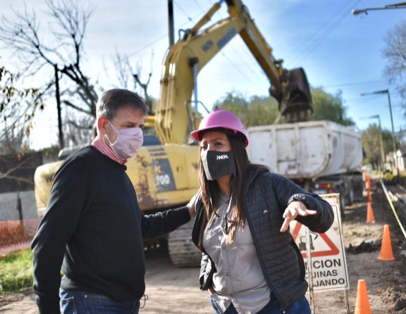 El Intendente Jatón recorrió obras en barrio Cabal | Noticias