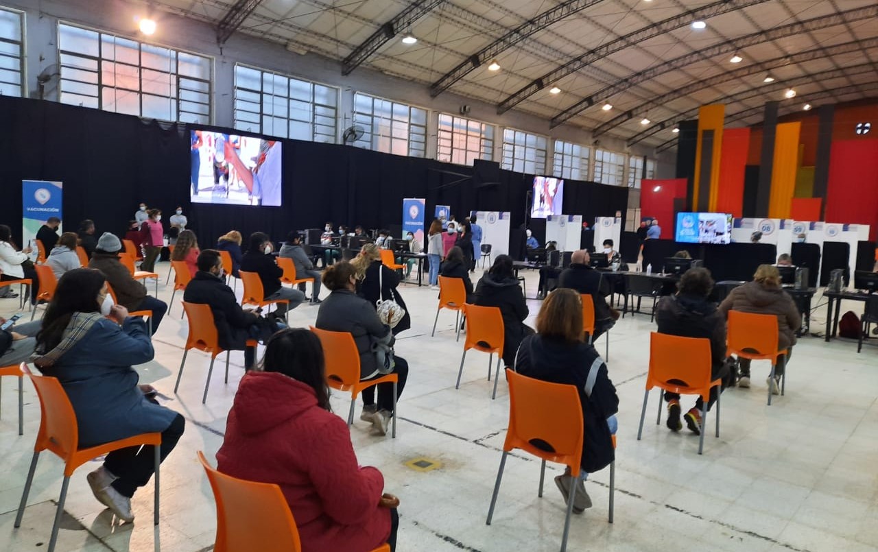 Coronavirus: durante el fin de semana largo continuará la vacunación | Información General