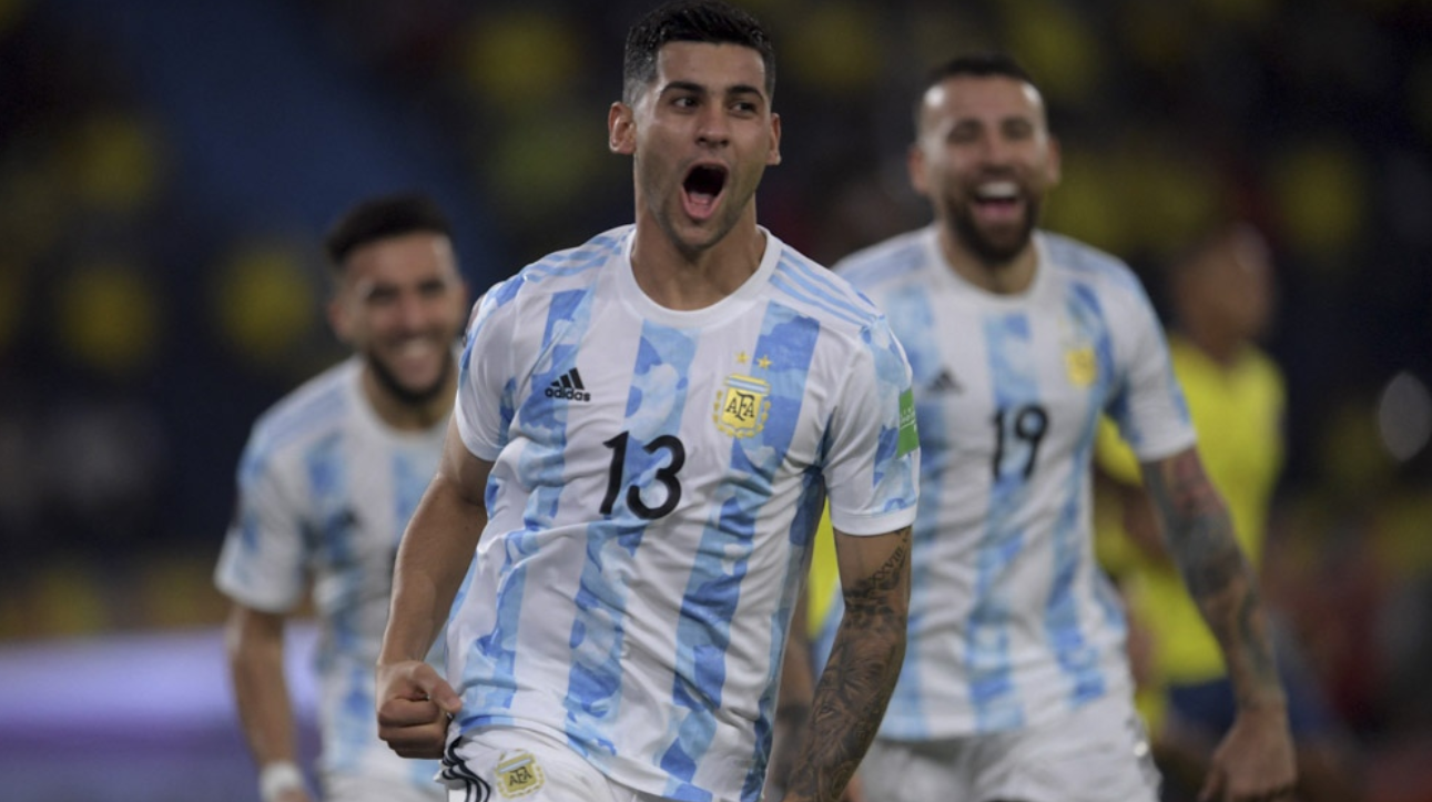 "Cuti" Romero casi afuera y Paredes adentro para enfrentar a Ecuador | Deportes