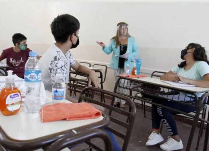 Santa Fe discutirá aumentos salariales a los docentes después de septiembre | Noticias