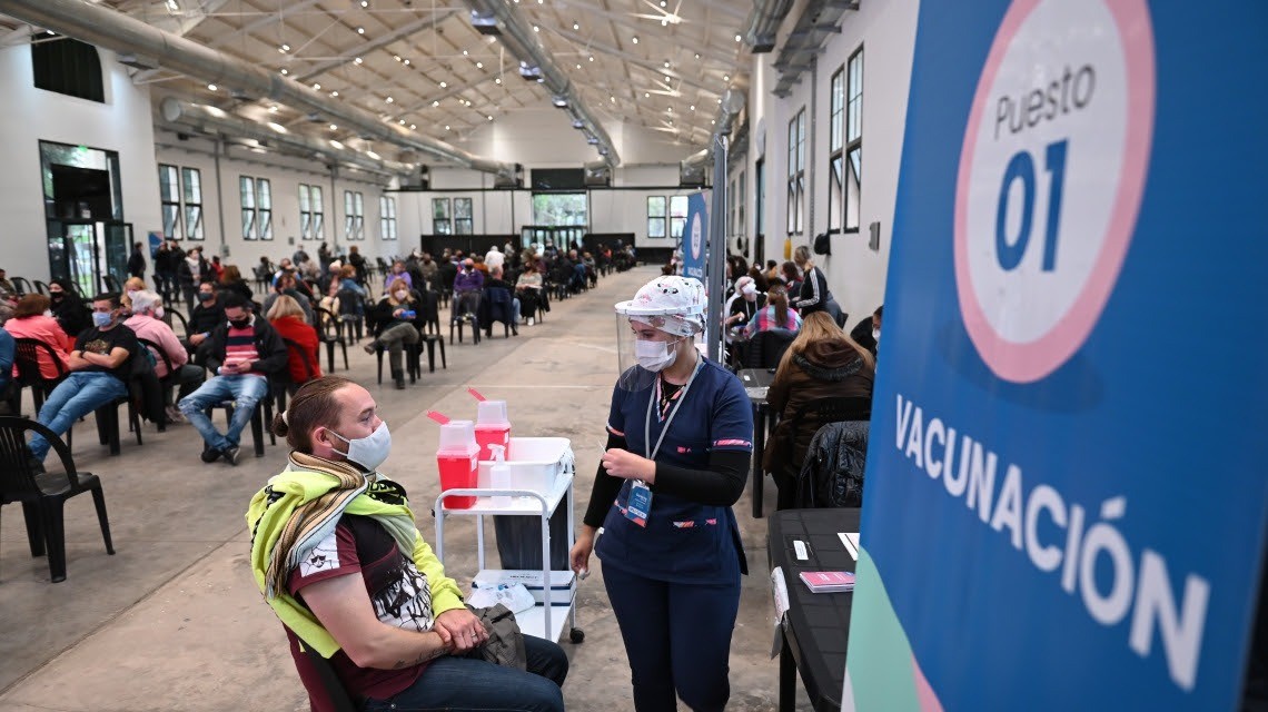 Covid-19: se otorgaron 166.906 turnos para vacunar esta semana en Santa Fe | Noticias