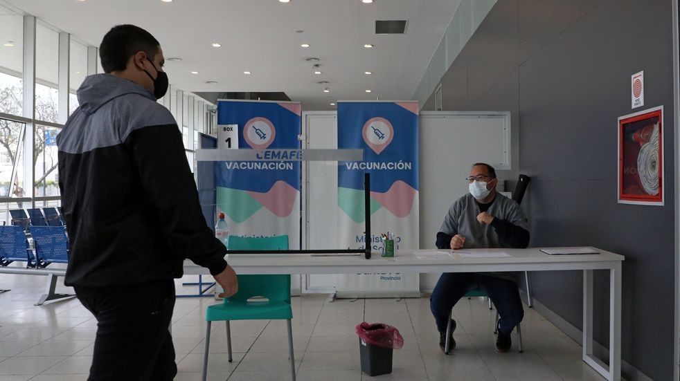 Coronavirus en Santa Fe: casi 2.000 nuevos casos y 39 muertes | Noticias