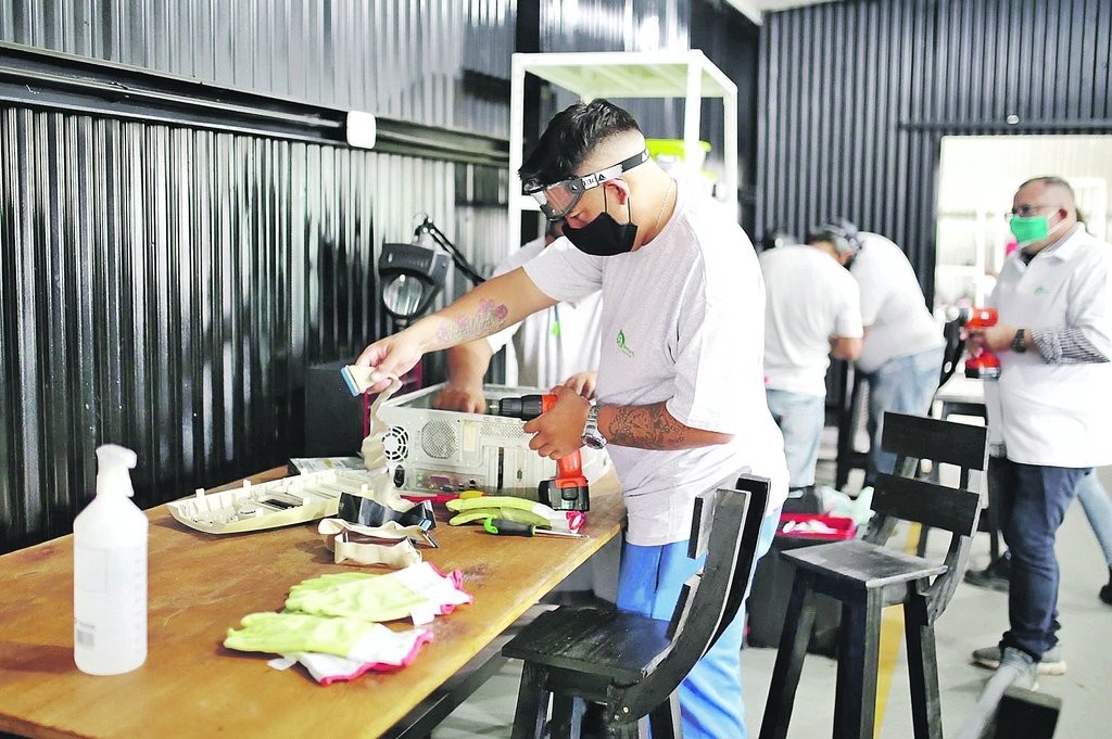 Continúan la campaña de recolección de residuos eléctricos y los ecocanjes | Información General