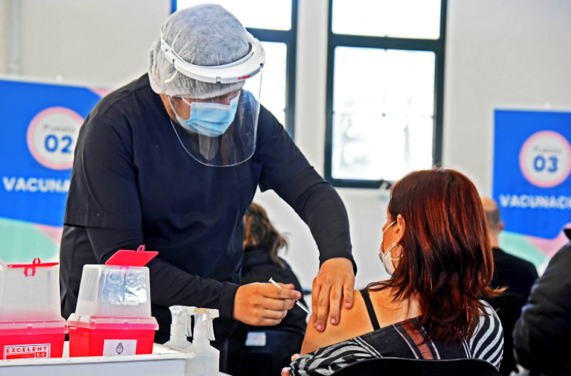 Covid 19: Más de 3 mil santafesinos serán vacunados hoy en la ciudad | Noticias