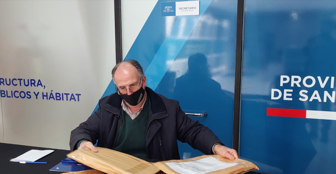 Se presentó un oferente para la provisión y colocación de bocas de tormenta en el Desagüe Larrea | Noticias