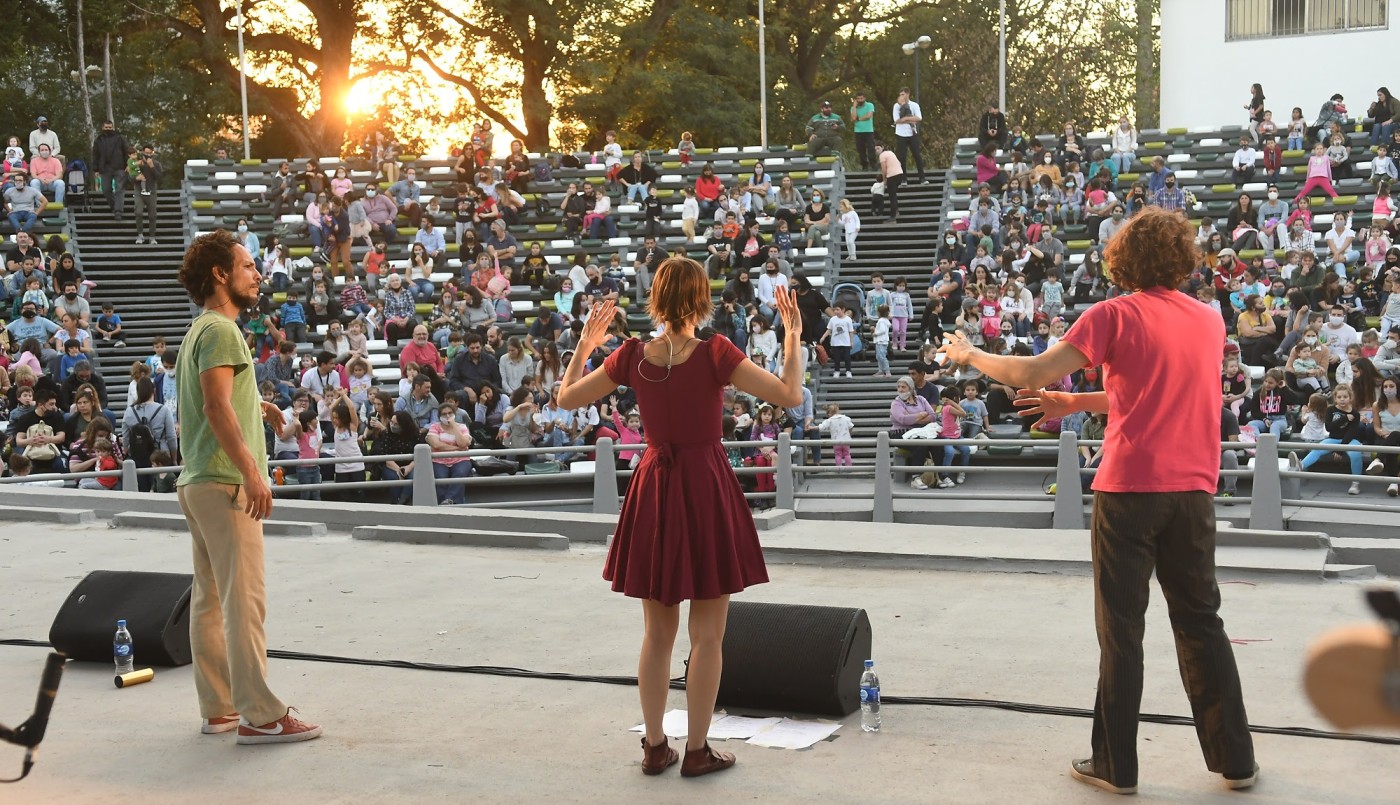 Con espectáculos públicos y gratuitos reabrió el Anfiteatro “Juan de Garay” | Espectaculos