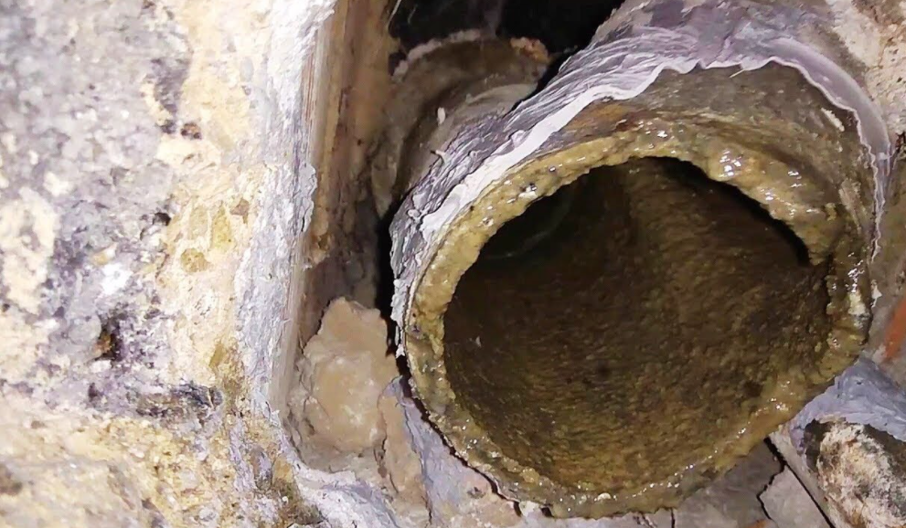 Santo Tomé: tareas de reparación de la red de agua en Güemes y Almirante Brown | Información General