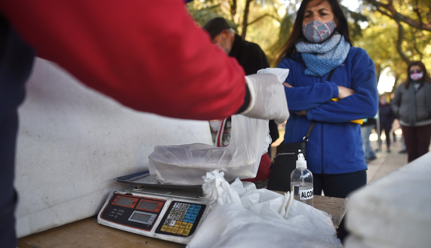 Las ofertas de la Feria de Plaza Pueyrredón: Milanesas de pescado a 660 el kilo | Información General