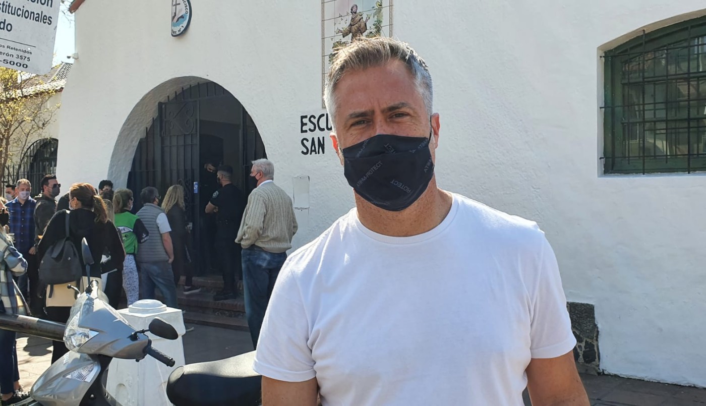 Busatto: "siempre es una alegría votar, poder elegir" | Legislativas