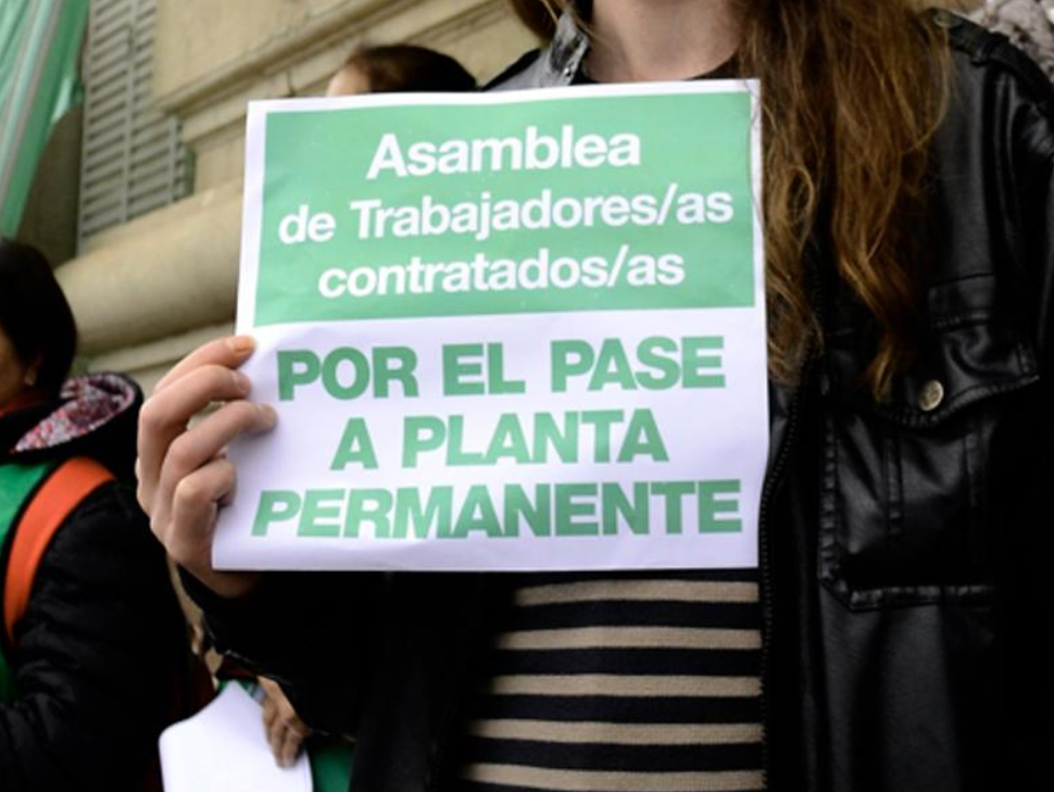 Pasan a planta permanente a trabajadores de los ministerios de Educación e Infraestructura | Información General