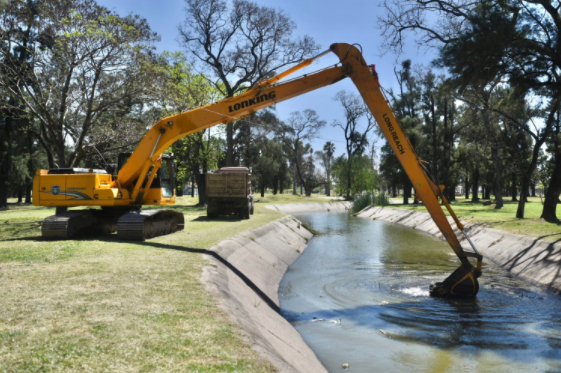 Parque Garay: se limpia la zona de islas y se avanza en la intervención integral | Información General