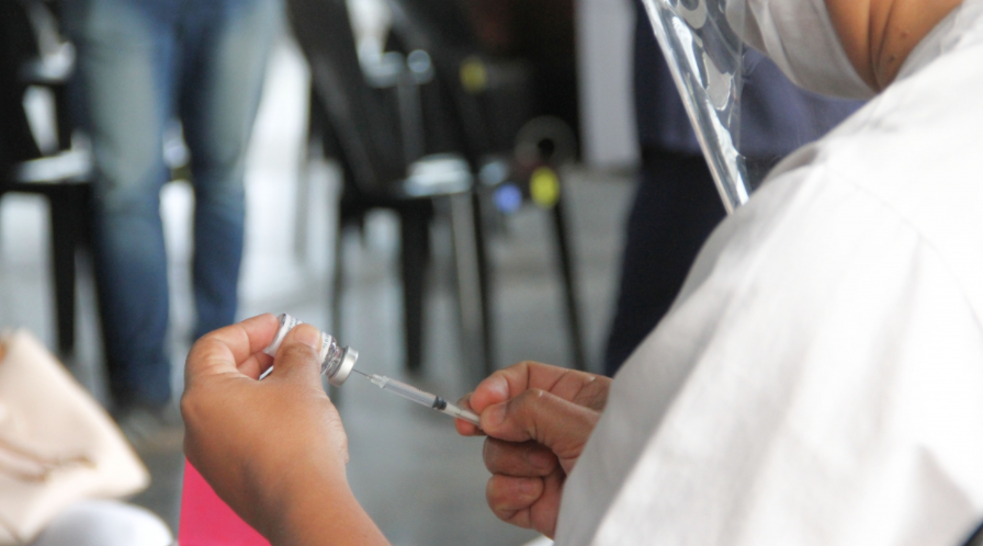 Casi 3 mil santafesinos serán inoculados contra el Covid en los dos vacunatorios | Noticias