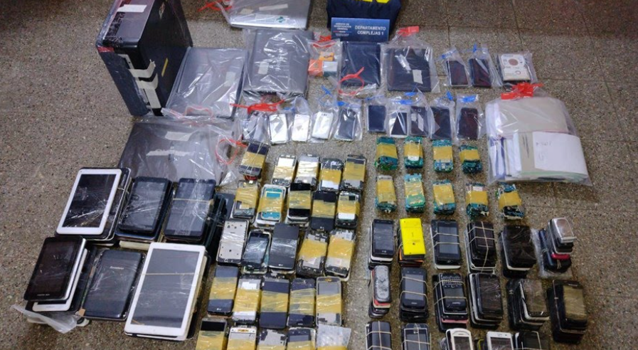 Once imputados por comercializar teléfonos celulares robados en la ciudad | Judiciales