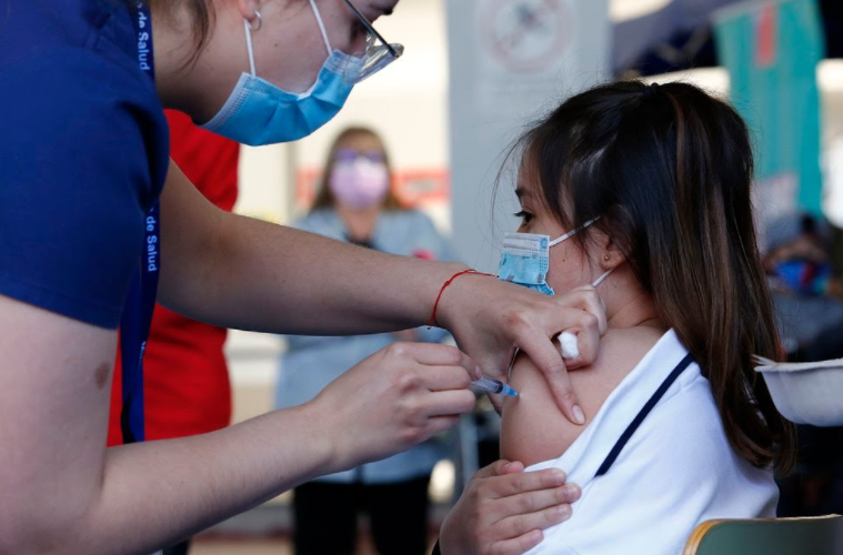 Más de 2 mil adolescentes serán vacunados hoy en la Esquina Encendida | Noticias