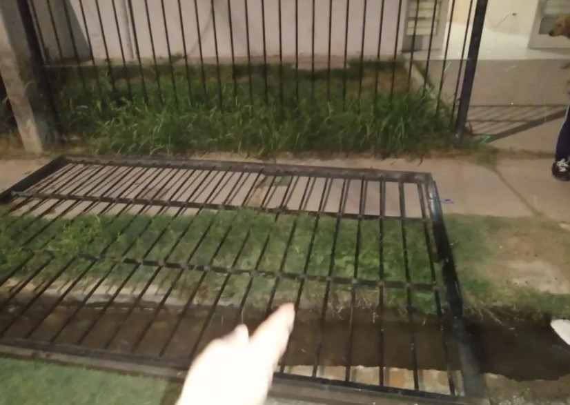 Cayó un portón donde jugaban nenes y murió aplastada una chiquita de 4 años | Nacionales