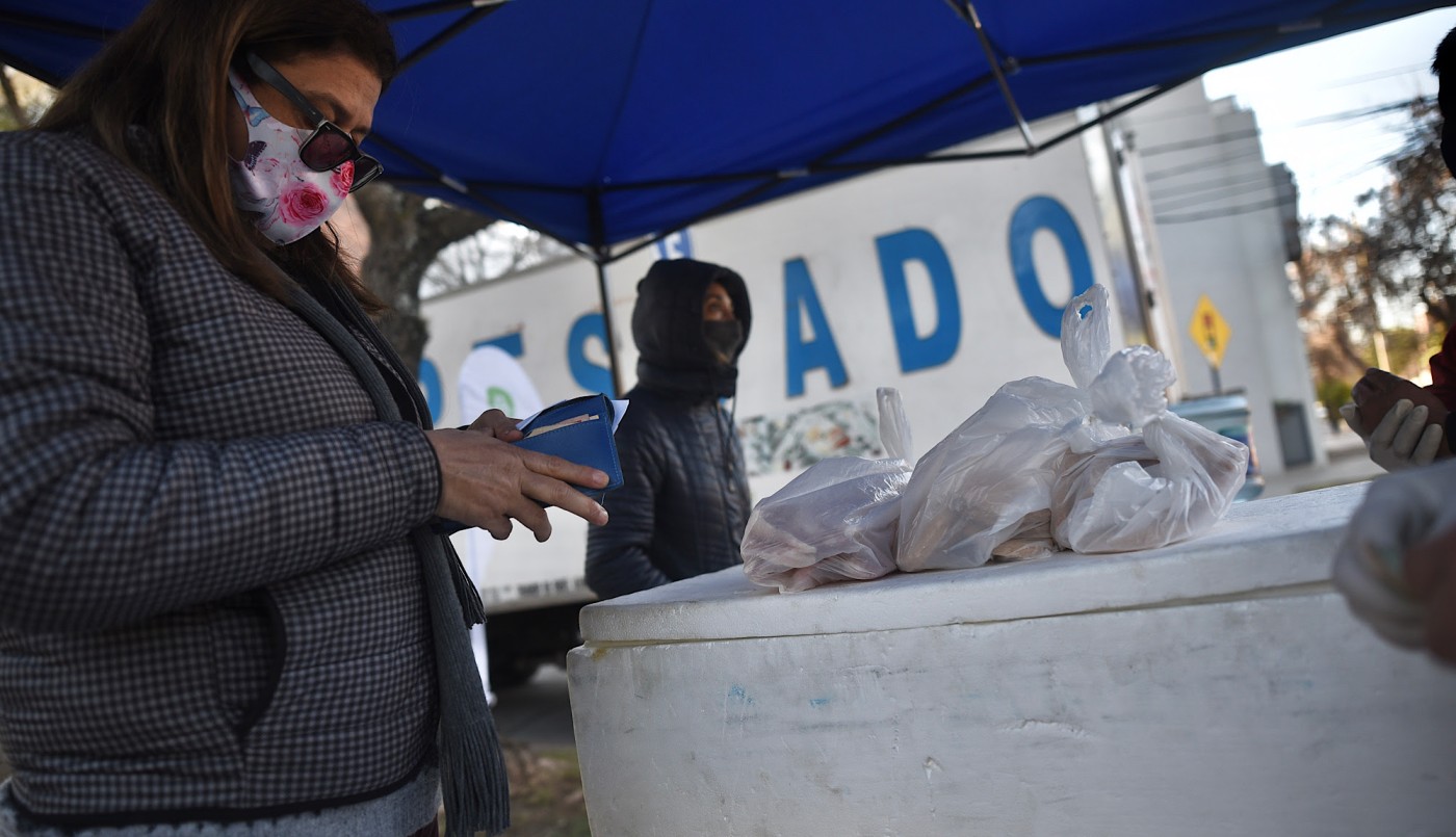 Este viernes en el Parque Garay habrá pescado de mar a precios populares | Información General