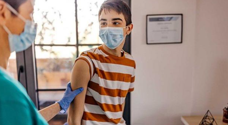 Vacunan contra el Covid a niños, niñas y adolescentes este martes en la ciudad | Noticias