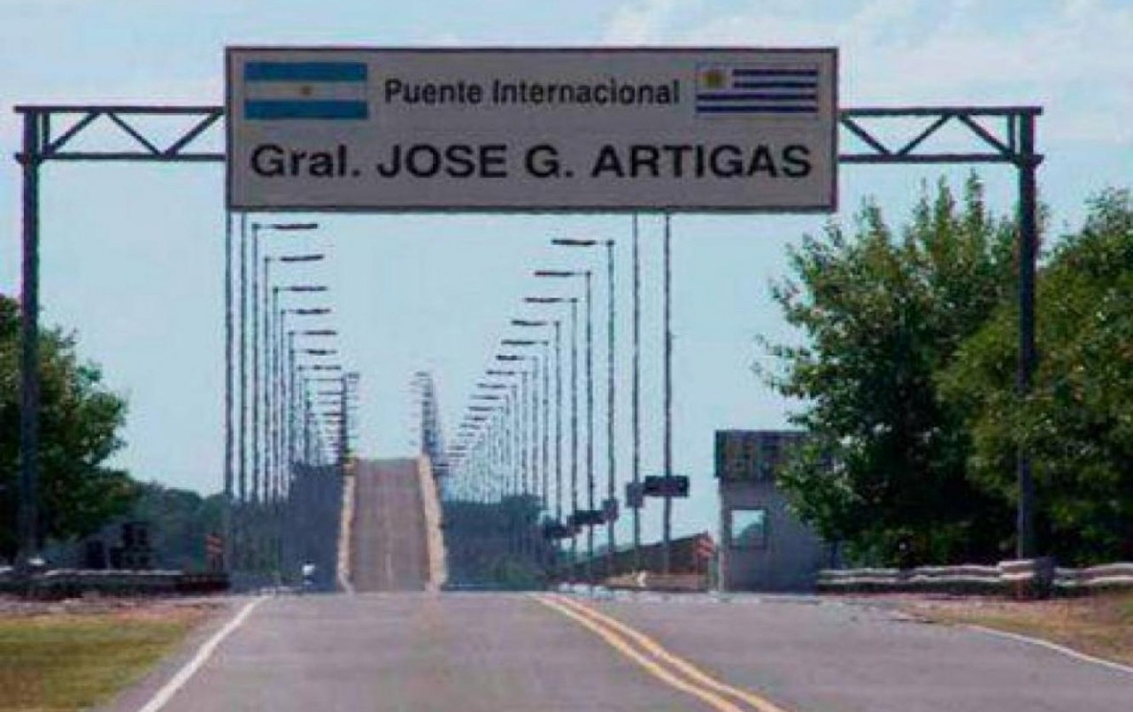 Todos los pasos fronterizos entre Argentina y Uruguay se encuentran abiertos | Información General