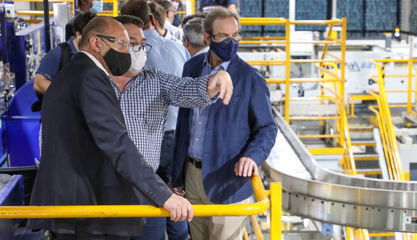 Perotti visitó la planta de producción de la Cervecería Santa Fe | Noticias
