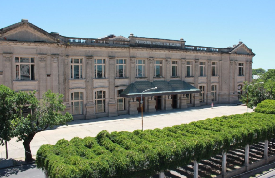 Los centros de distrito continúan su atención durante el verano | Información General