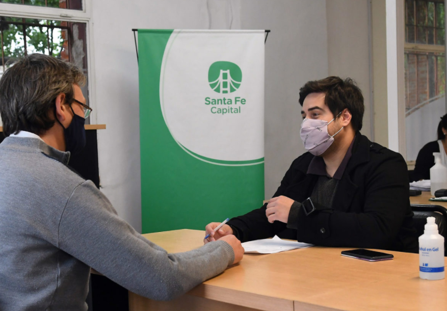 Los usuarios y consumidores demandan por operaciones con tarjetas y bancos | Información General