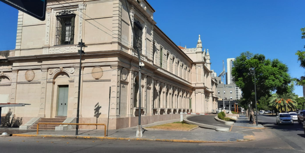 Un viernes con temperatura en leve ascenso y cielo despejado | Información General