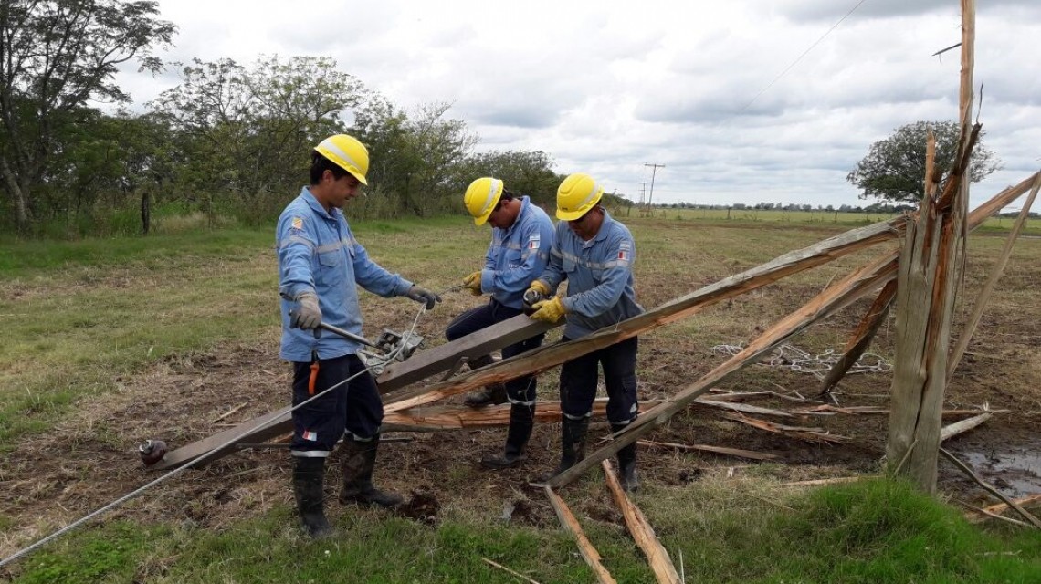 Informan la situación del servicio eléctrico en regiones afectadas por el temporal | Información General