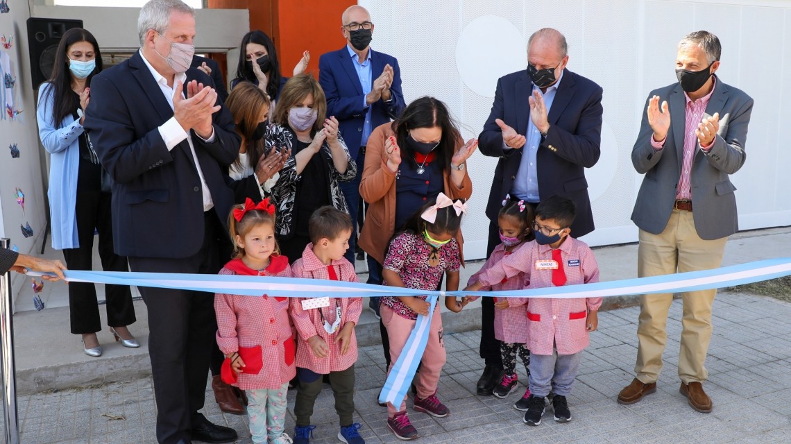 Perotti y Perczyk inauguraron el Jardín de Infantes n° 246 de Santo Tomé | Noticias