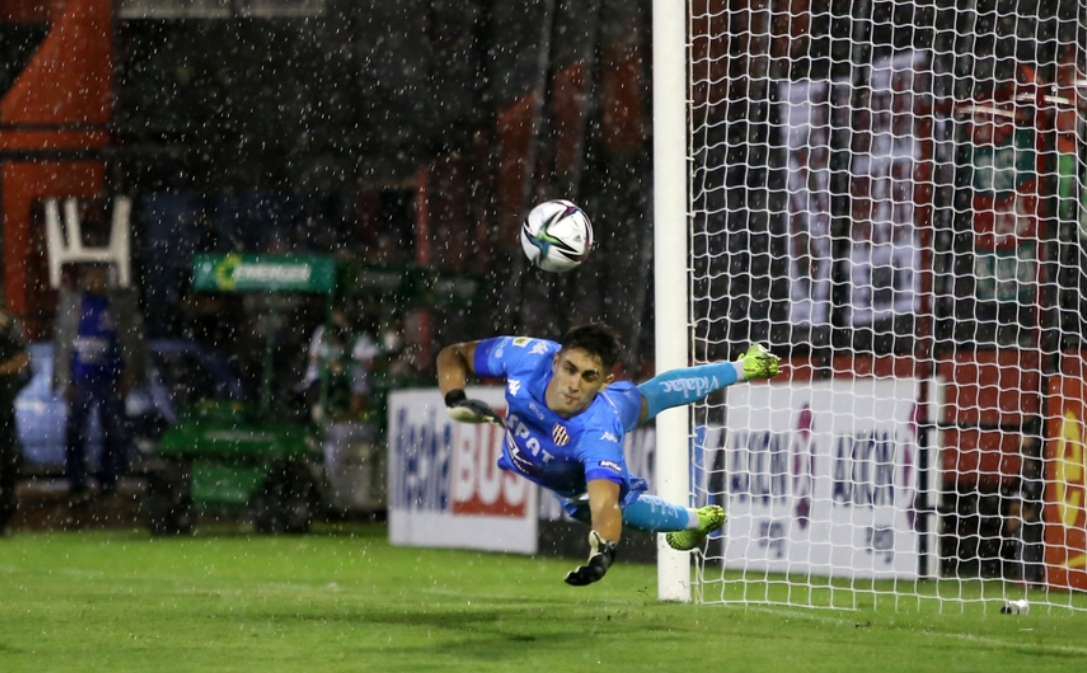 Mele: otra vez la figura de Unión estuvo en el arco | Deportes