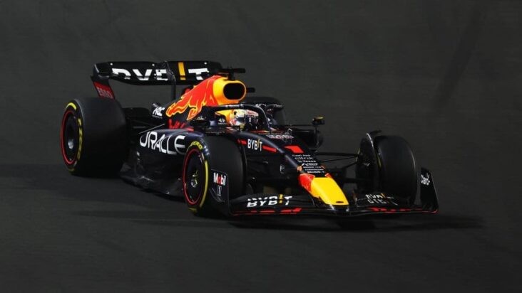 Verstappen se quedó con una accidentada y peleada carrera | Deportes