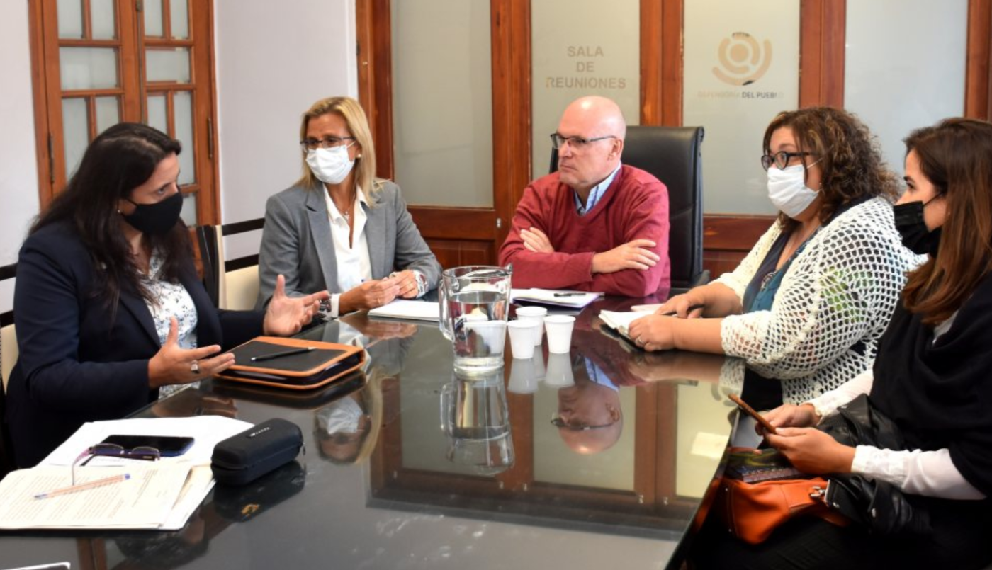 Reclaman mejorar los servicios de colectivos que unen Santa Fe y Paraná | Noticias