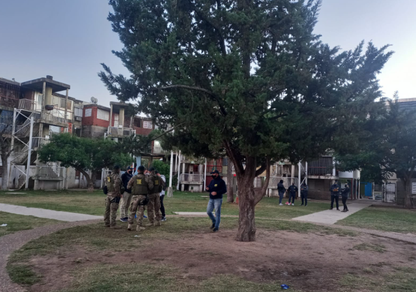 Incidentes en Colón: Más de 20 allanamientos en el Fonavi San Jerónimo | Noticias