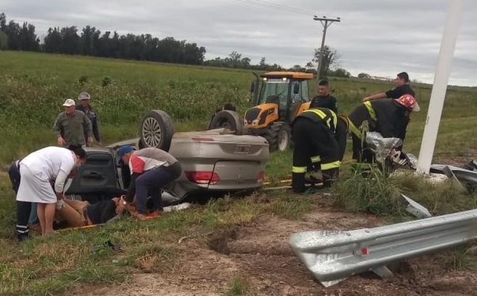 Personal de Salud viajaba a Reconquista y sufrió un grave accidente | Noticias