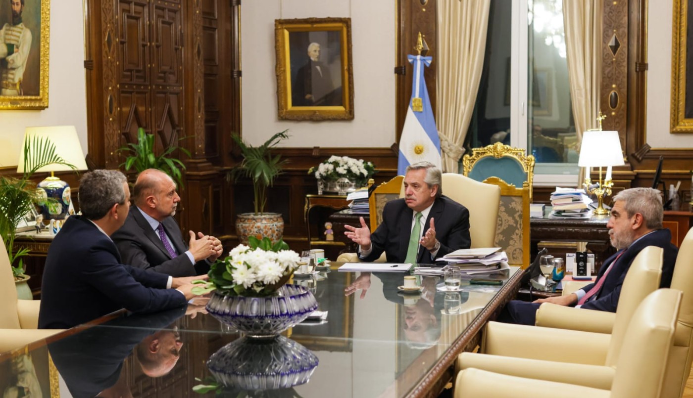 Perotti en la Rosada: Anunciaron el envío de 300 gendarmes para reforzar la seguridad en Rosario | Información General